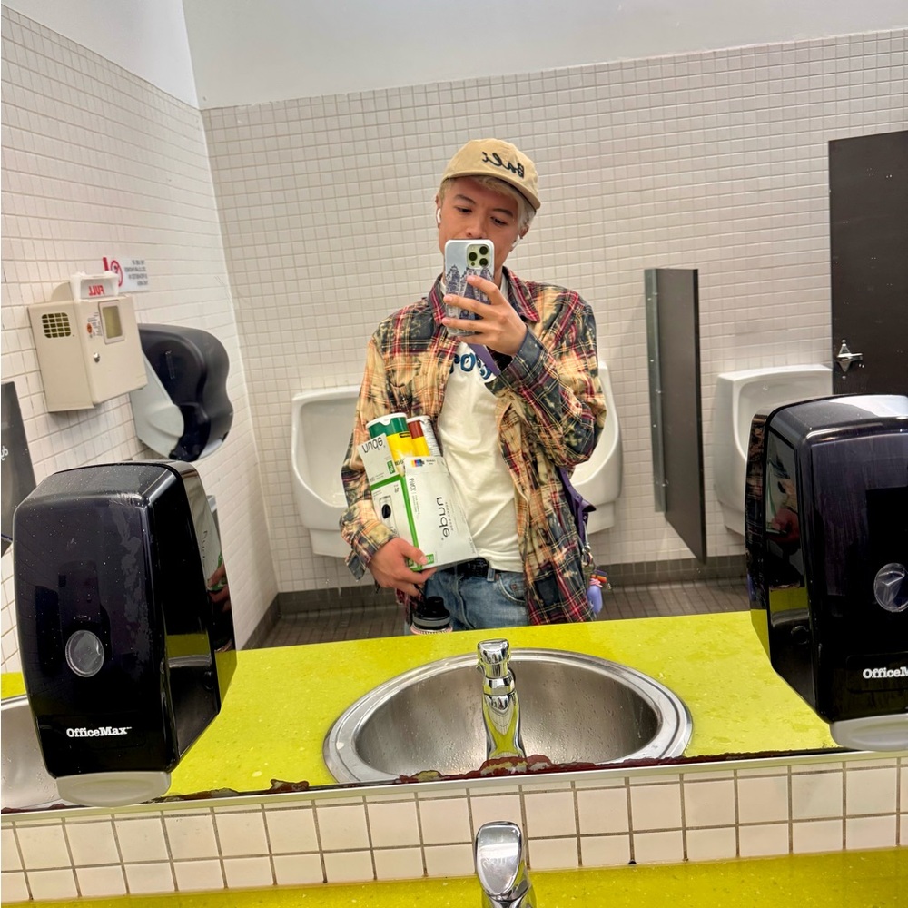 I’m Chris. - Picture 3 of 10